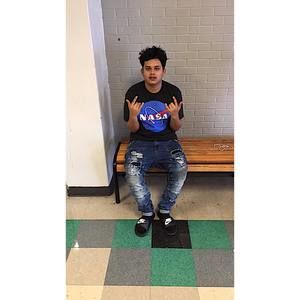 Meet your Posher, Carlos